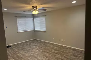 317 W William Cannon Dr, Austin, TX 78745 - Photo 9