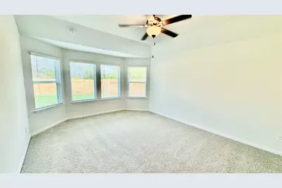 156 Coopers Hawk Crest, Cedar Creek, TX 78612 - Photo 3