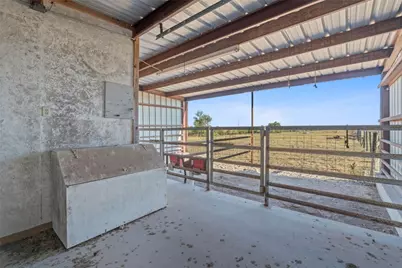 400 County Road 483, Taylor, TX 76574 - Photo 29