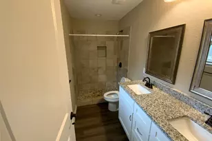 618 Oak Ln, Cottonwood Shores, TX 78657 - Photo 9