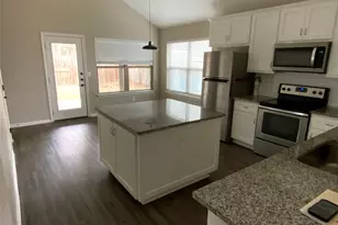 618 Oak Ln, Cottonwood Shores, TX 78657 - Photo 5