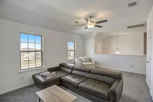 308 Monteforte Rd, Hutto, TX 78634 - Photo 27