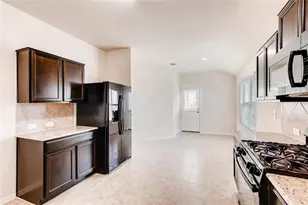 10021 Gertrudis Loop, Austin, TX 78747 - Photo 5