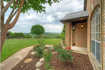 511 Chaneys Crossing, Bertram, TX 78605 - Photo 3