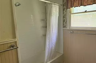 1405 E 16th Street E, Georgetown, TX 78626 - Photo 19
