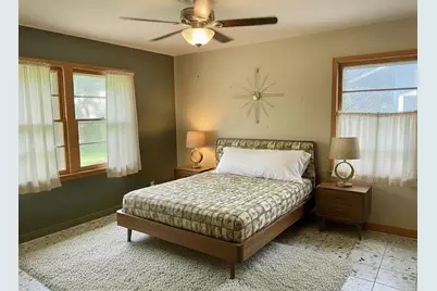 1405 E 16th Street E, Georgetown, TX 78626 - Photo 17
