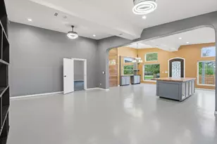 17621 Stacey Ln, Lago Vista, TX 78645 - Photo 11