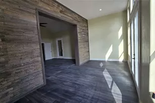 17621 Stacey Ln, Lago Vista, TX 78645 - Photo 5