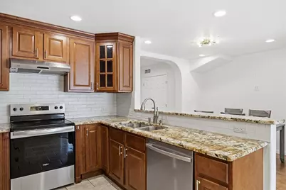 7510 Carriage Drive, Austin, TX 78752 - Photo 13