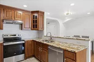 7510 Carriage Dr, Austin, TX 78752 - Photo 13