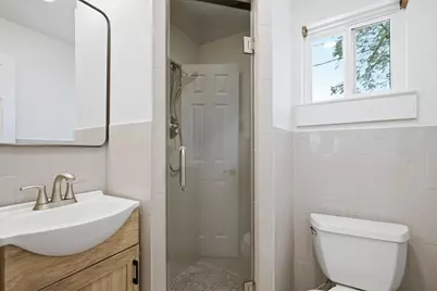 7510 Carriage Drive, Austin, TX 78752 - Photo 25