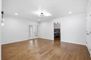 7510 Carriage Dr, Austin, TX 78752 - Photo 17