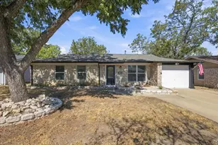 7510 Carriage Dr, Austin, TX 78752 - Photo 1