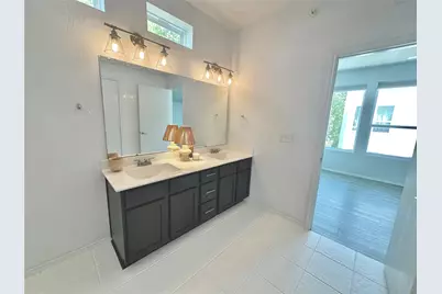 4323 Nitschke Street, Austin, TX 78723 - Photo 9