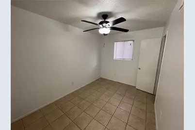 2410 Longview Street #101, Austin, TX 78705 - Photo 5