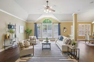 10525 Roy Butler Dr, Austin, TX 78717 - Photo 3