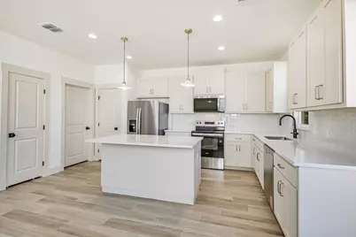 424 Shady Bluff Drive, Wimberley, TX 78676 - Photo 9