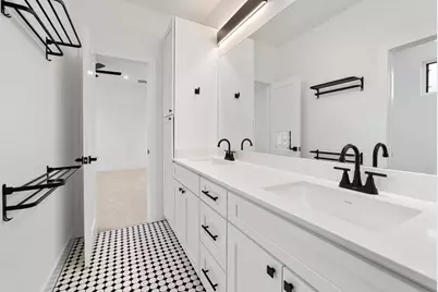 1500 Sylvan Glade #2A, Austin, TX 78745 - Photo 23