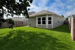 220 Bent Crk Ln, Georgetown, TX 78628 - Photo 11