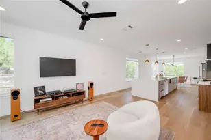 1208 Luna St, Austin, TX 78721 - Photo 13