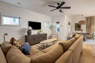 1103-1/2 Fiesta St, Austin, TX 78702 - Photo 5