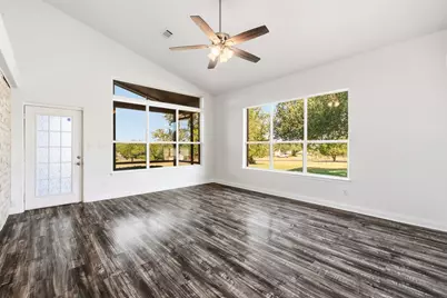 606 Rolling Hills Road, Liberty Hill, TX 78642 - Photo 15