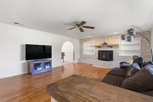606 Rolling Hills Rd, Liberty Hill, TX 78642 - Photo 9
