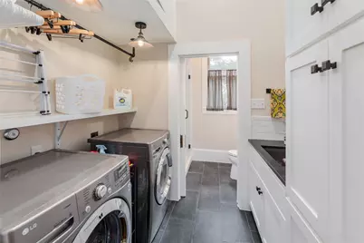 403 E 4th Street, Georgetown, TX 78626 - Photo 17