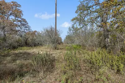 800 Bugtussle Lane, Luling, TX 78648 - Photo 1
