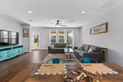 20717 Rolling Creek Road, Pflugerville, TX 78660 - Photo 17