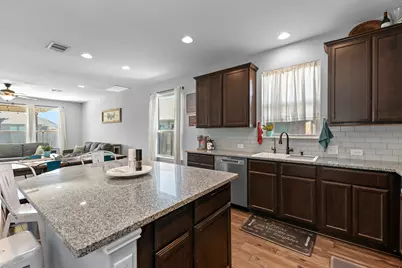 20717 Rolling Creek Road, Pflugerville, TX 78660 - Photo 9