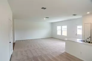 112 Dollars Dr, Jarrell, TX 76537 - Photo 3