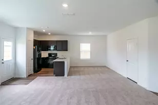 112 Dollars Dr, Jarrell, TX 76537 - Photo 7