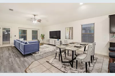 2705 Kingsland Way, Austin, TX 78725 - Photo 11