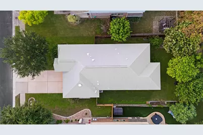 2705 Kingsland Way, Austin, TX 78725 - Photo 25