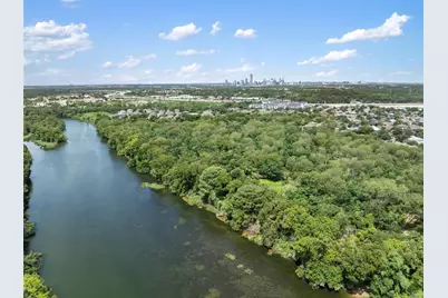 2705 Kingsland Way, Austin, TX 78725 - Photo 35