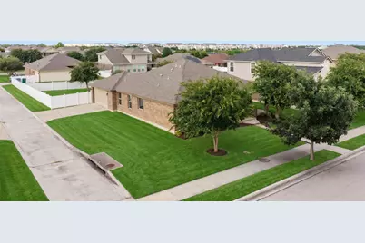 1102 Petroglyph Trail, Pflugerville, TX 78660 - Photo 3