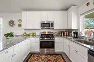 128 Riverhill Dr, Georgetown, TX 78628 - Photo 9