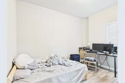 911 W 22nd Street #205, Austin, TX 78705 - Photo 5