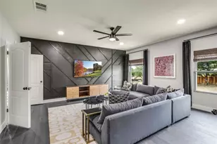 115 Heritage Dr, Austin, TX 78737 - Photo 15