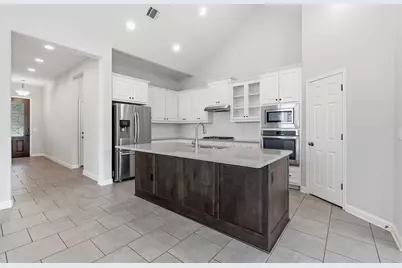 5105 Cornflower Drive, Austin, TX 78739 - Photo 7