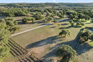 2560 Bell Springs Rd, Dripping Springs, TX 78620 - Photo 31