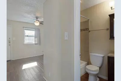 2401 Manor Rd #218, Austin, TX 78722 - Photo 27