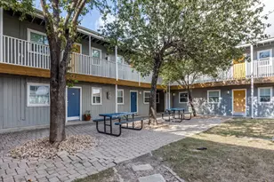 2401 Manor Rd, Austin, TX 78722 - Photo 9