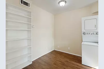 2401 Manor Rd #218, Austin, TX 78722 - Photo 19