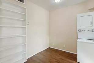 2401 Manor Rd, Austin, TX 78722 - Photo 19