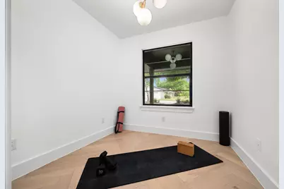 7300 Greenhaven Drive, Austin, TX 78757 - Photo 19