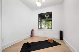 7300 Greenhaven Dr, Austin, TX 78757 - Photo 19