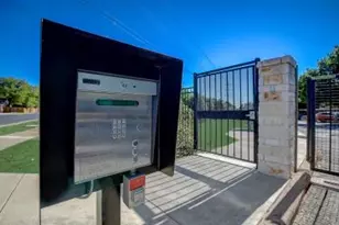 6906 Lovely Ln, Austin, TX 78744 - Photo 19