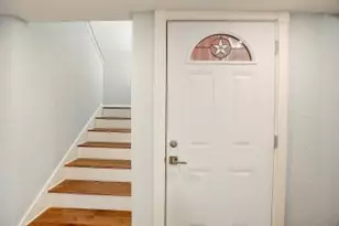 6906 Lovely Ln, Austin, TX 78744 - Photo 9